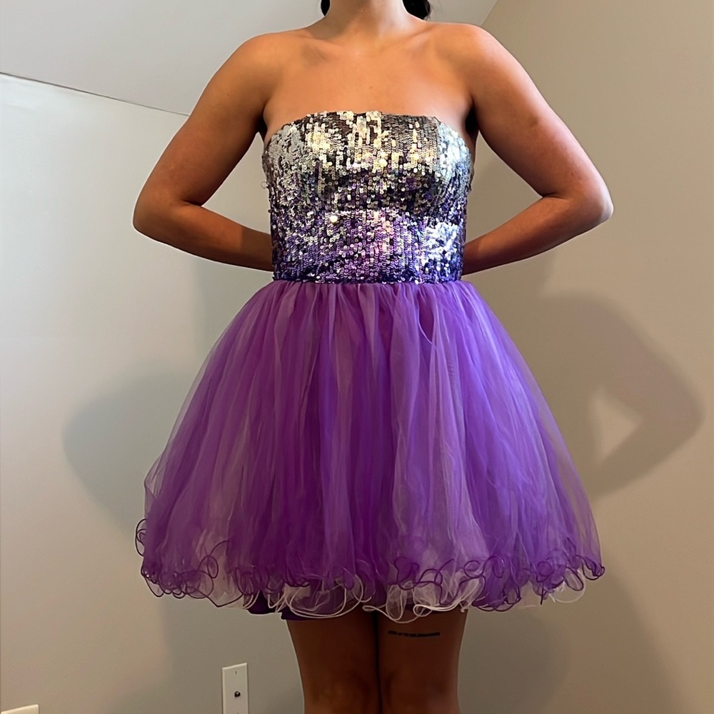 PROM GOWN, MILITARY BALL, FORMAL